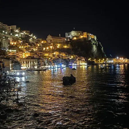 Mare E Monti Delux Nel Centro Storico Di 쉴라
